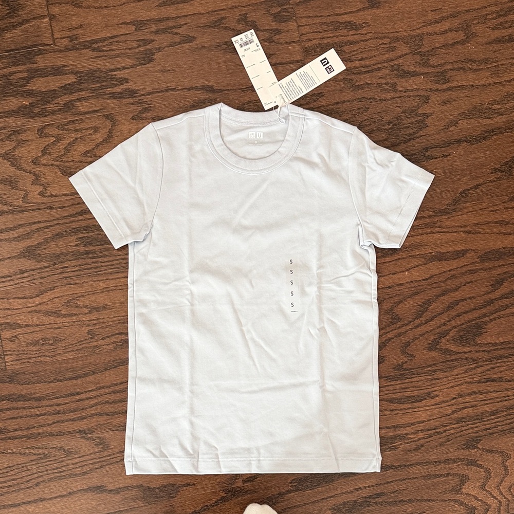 Uniqlo Women's White Short Sleeve Tee